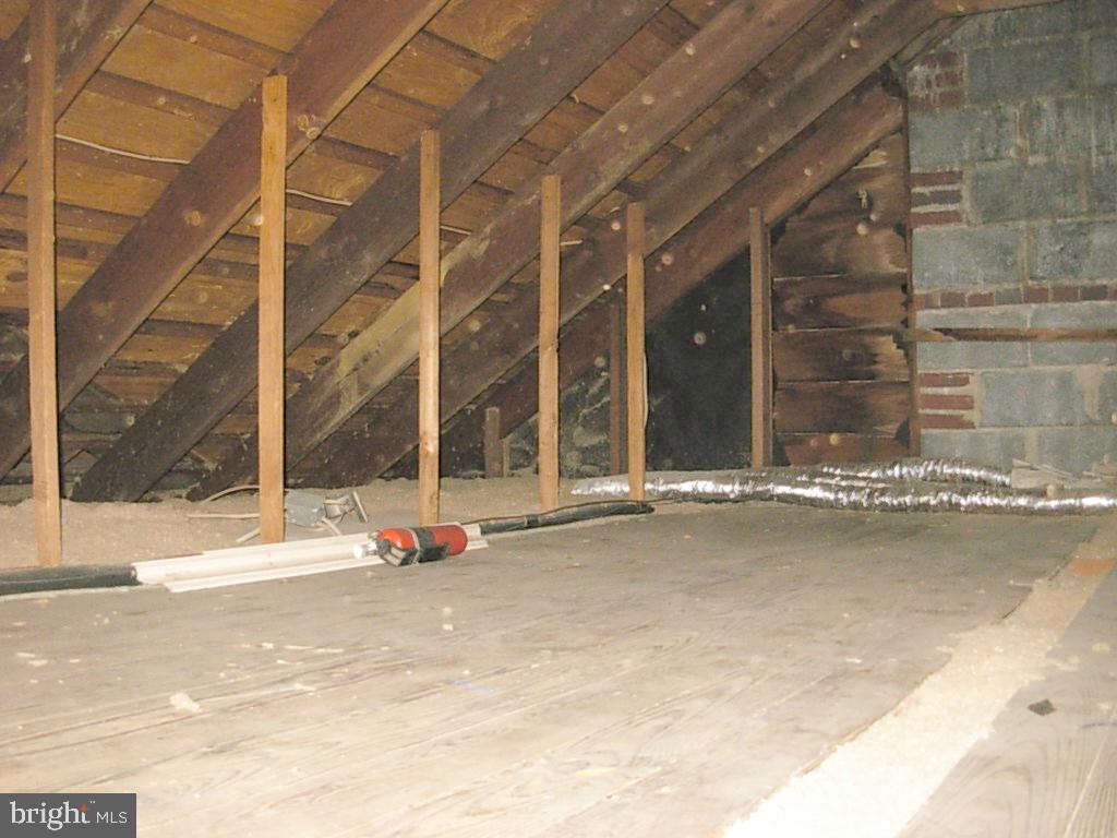 1326 Hillcrest Road Lancaster, PA 17603 - Photo 17 of 17 Gallery Image 17
