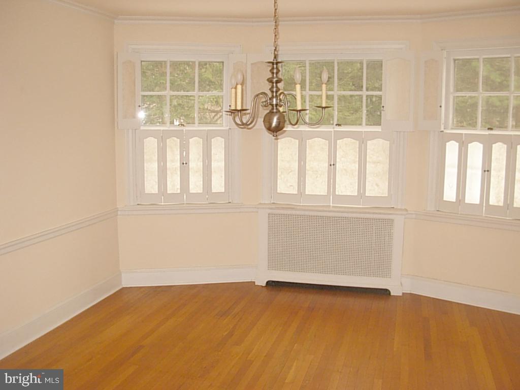 1326 Hillcrest Road Lancaster, PA 17603 - Photo 6 of 17 Gallery Image 6