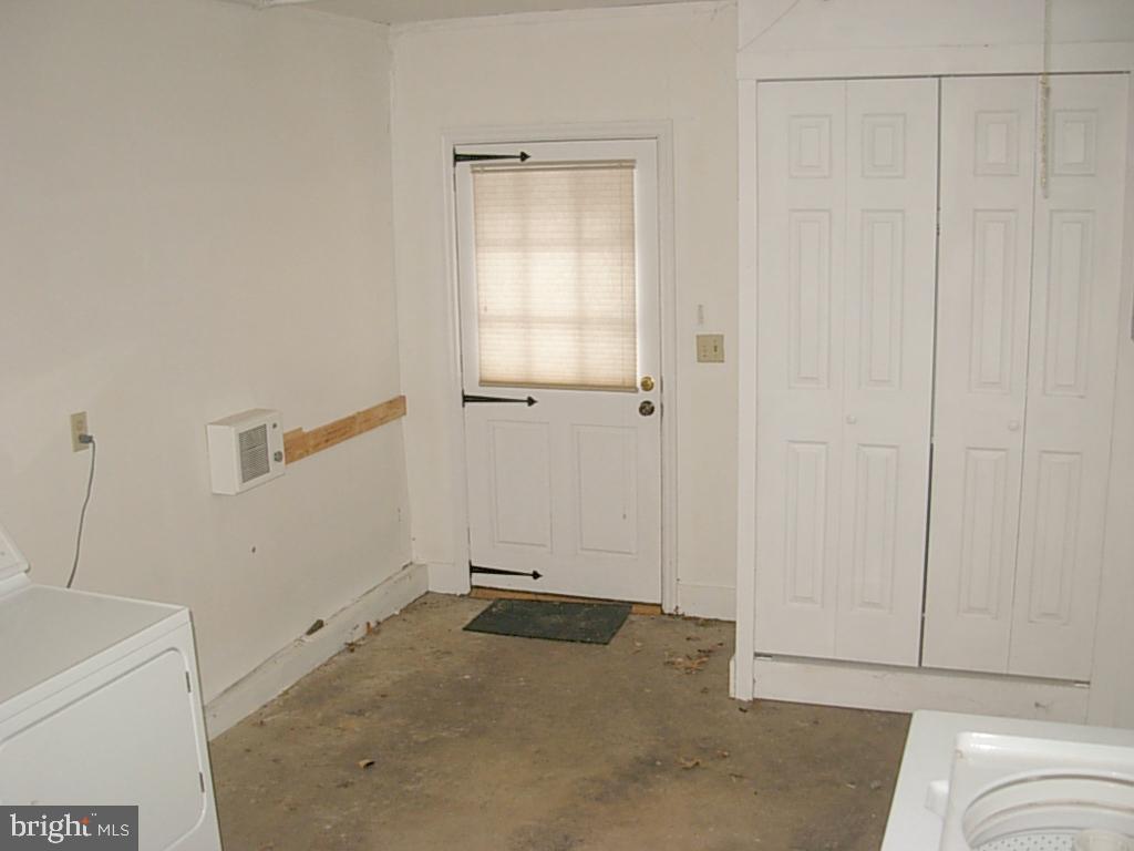 1326 Hillcrest Road Lancaster, PA 17603 - Photo 10 of 17 Gallery Image 10