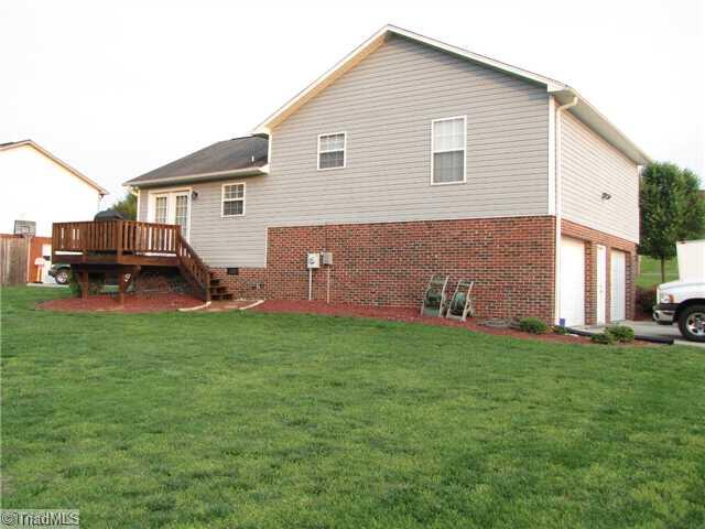 494 Sunset Ridge Lane Lexington, NC 27295 - Photo 4 of 4 Exterior Back.