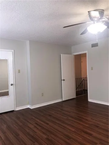 $1,300 | Undisclosed Address, Mandeville, LA 70471