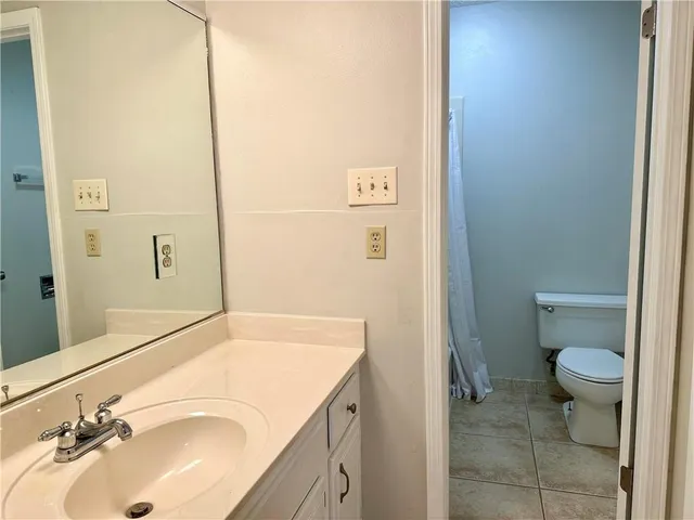 $1,300 | Undisclosed Address, Mandeville, LA 70471