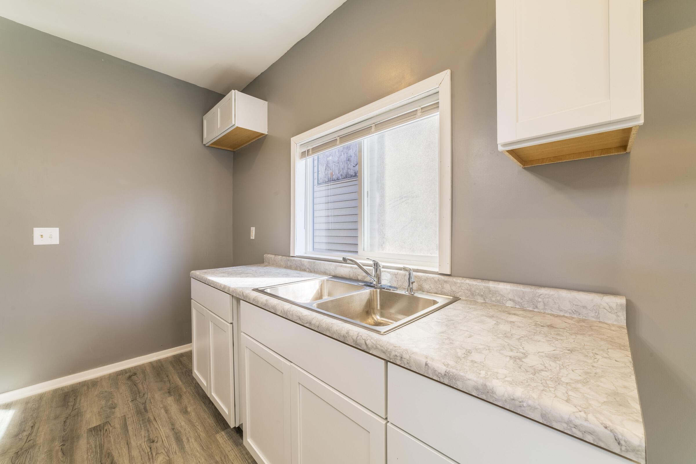 2549 Fillmore Street Gary, IN 46407 - Photo 5 of 17 2400x1601