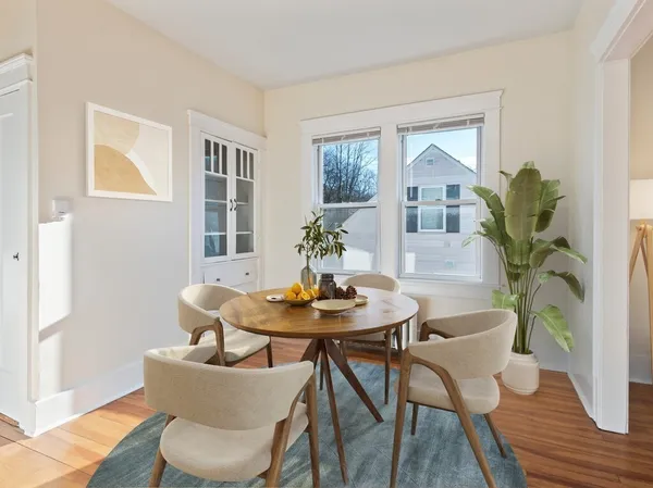 $2,200 | 270 Lovell Street, Unit 2, Worcester, MA 01602