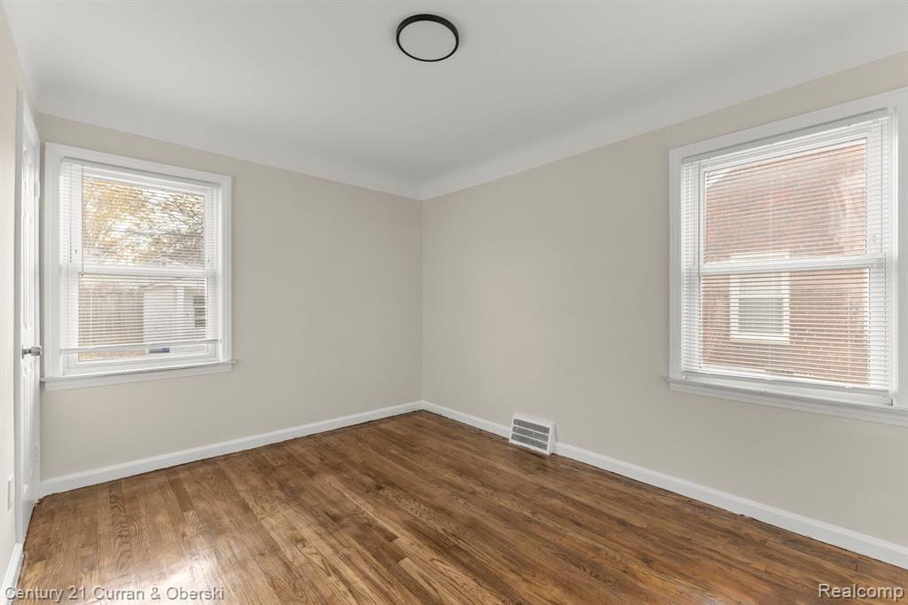 9962 Whitcomb Detroit, MI 48227 - Photo 22 of 32 Gallery Image 22