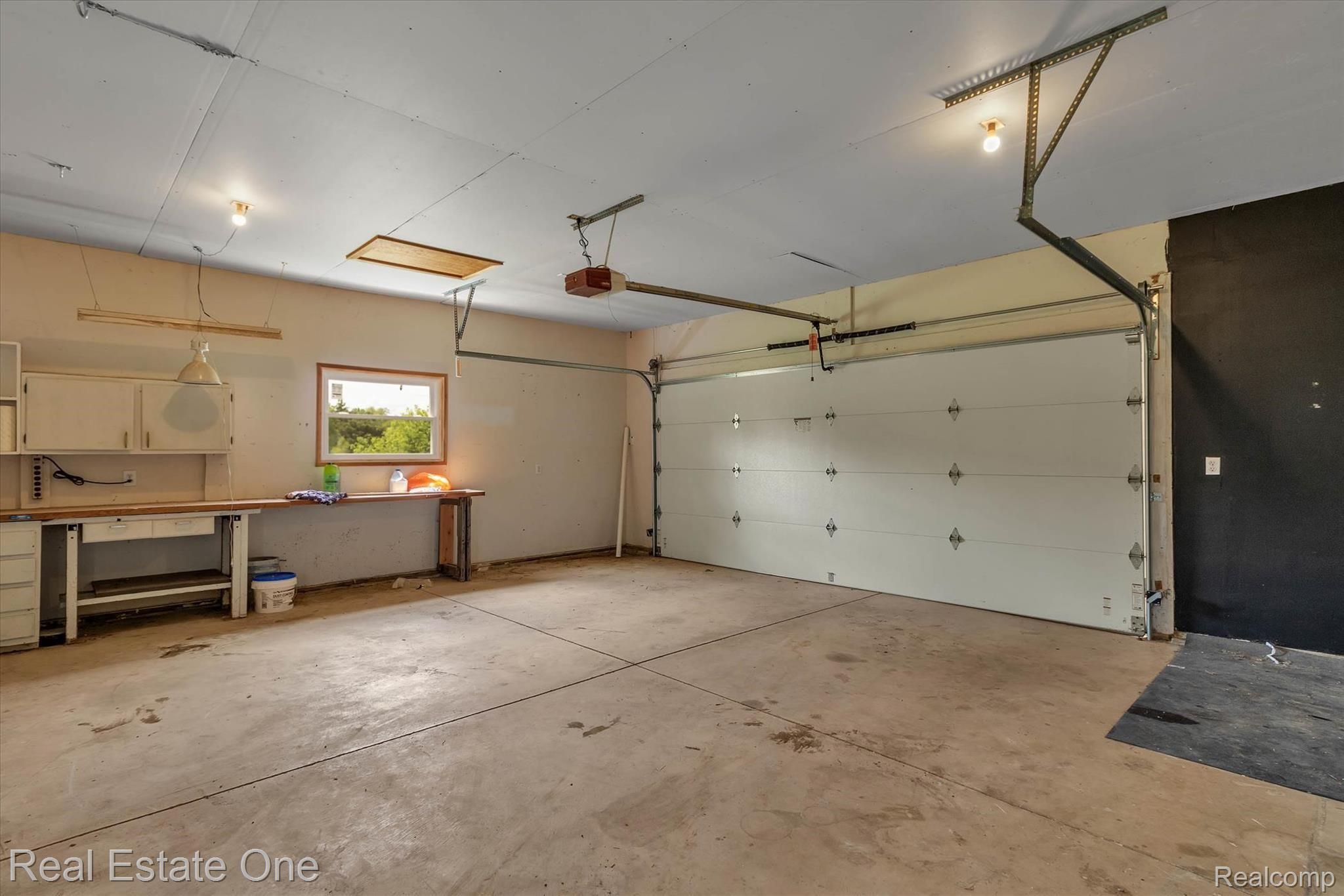 276 North Kane Road Webberville, MI 48892 - Photo 14 of 20 11.jpg