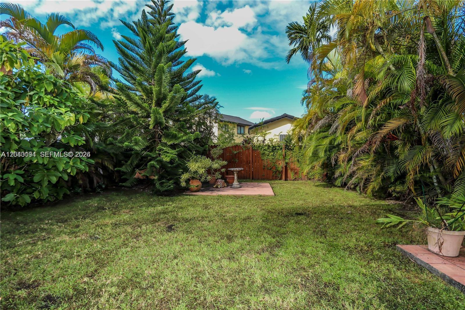 2500 Southwest 113th Court Miami, FL 33165 - Photo 20 of 31