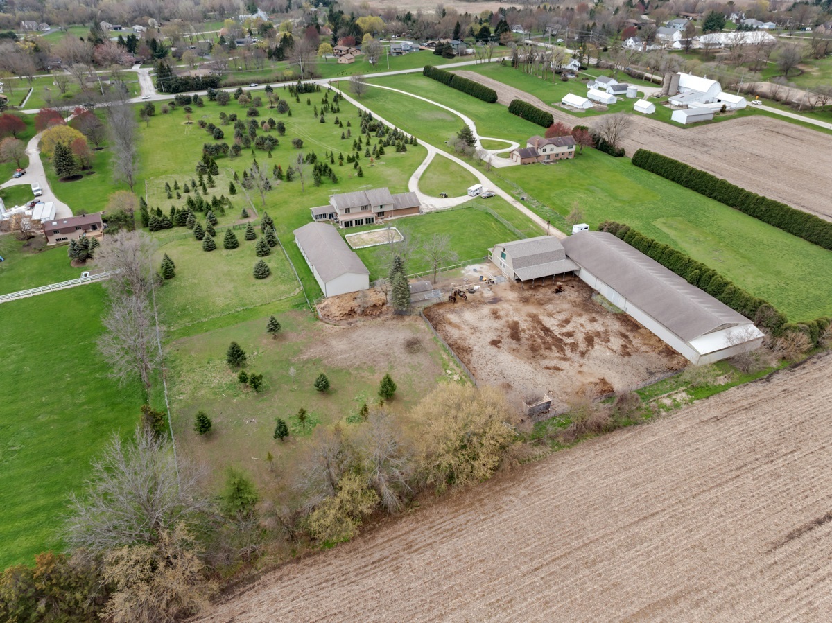 41-w072 Bowes Road Elgin, IL 60124 - Photo 38 of 39 Gallery Image 38