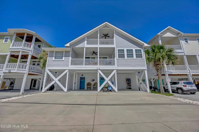 $1,250,000 | 1510 Lake Park Boulevard South, Carolina Beach, NC 28428