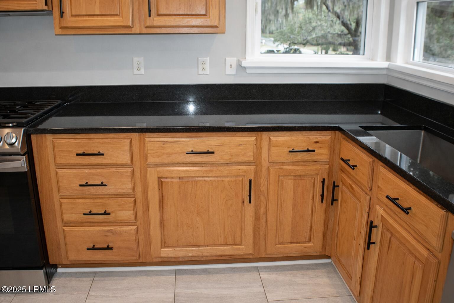 702 Center Drive West Beaufort, SC 29902 - Photo 10 of 30 ChatGPT Image Dec 23, 2025, 05_59_25 PM