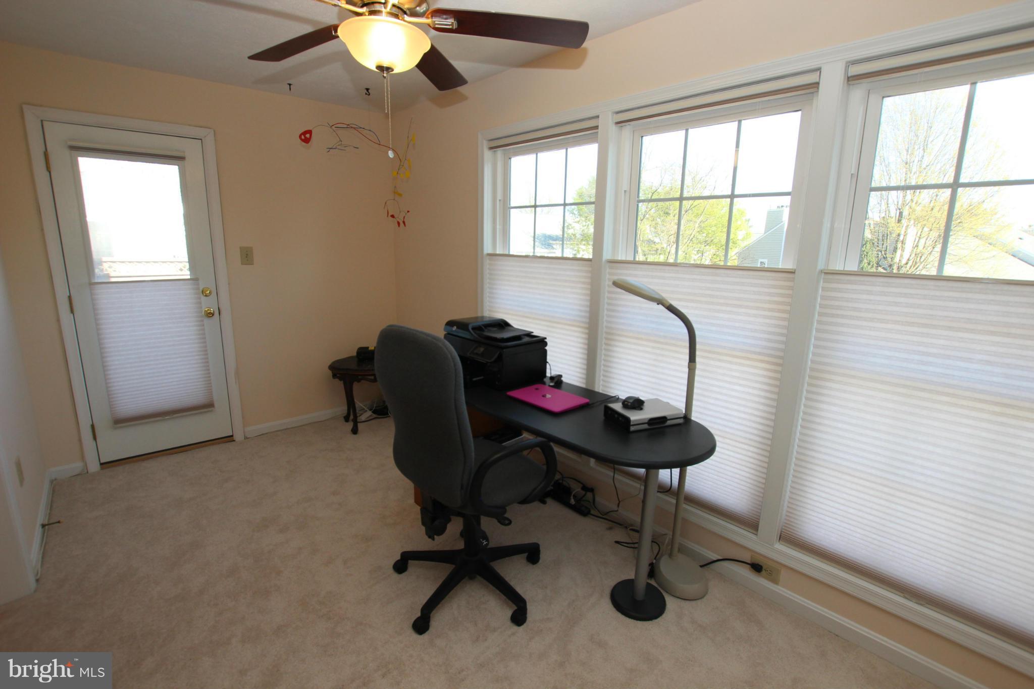 10174 Oakton Terrace Road, Unit 10174 Oakton, VA 22124 - Photo 15 of 30 Sunroom