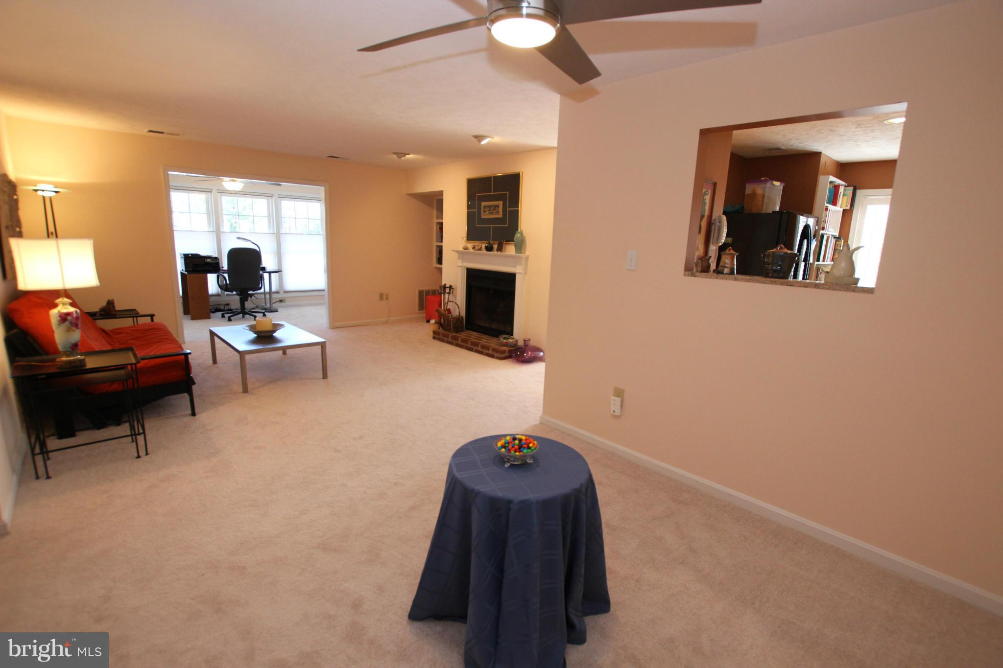 10174 Oakton Terrace Road, Unit 10174 Oakton, VA 22124 - Photo 9 of 30 Dining Room
