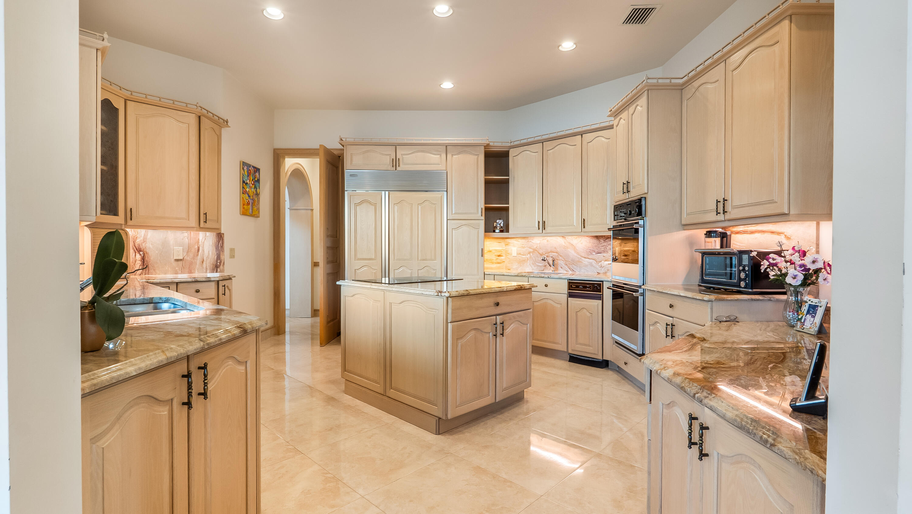 3215 St Charles Place Boca Raton, FL 33434 - Photo 38 of 73 Kitchen