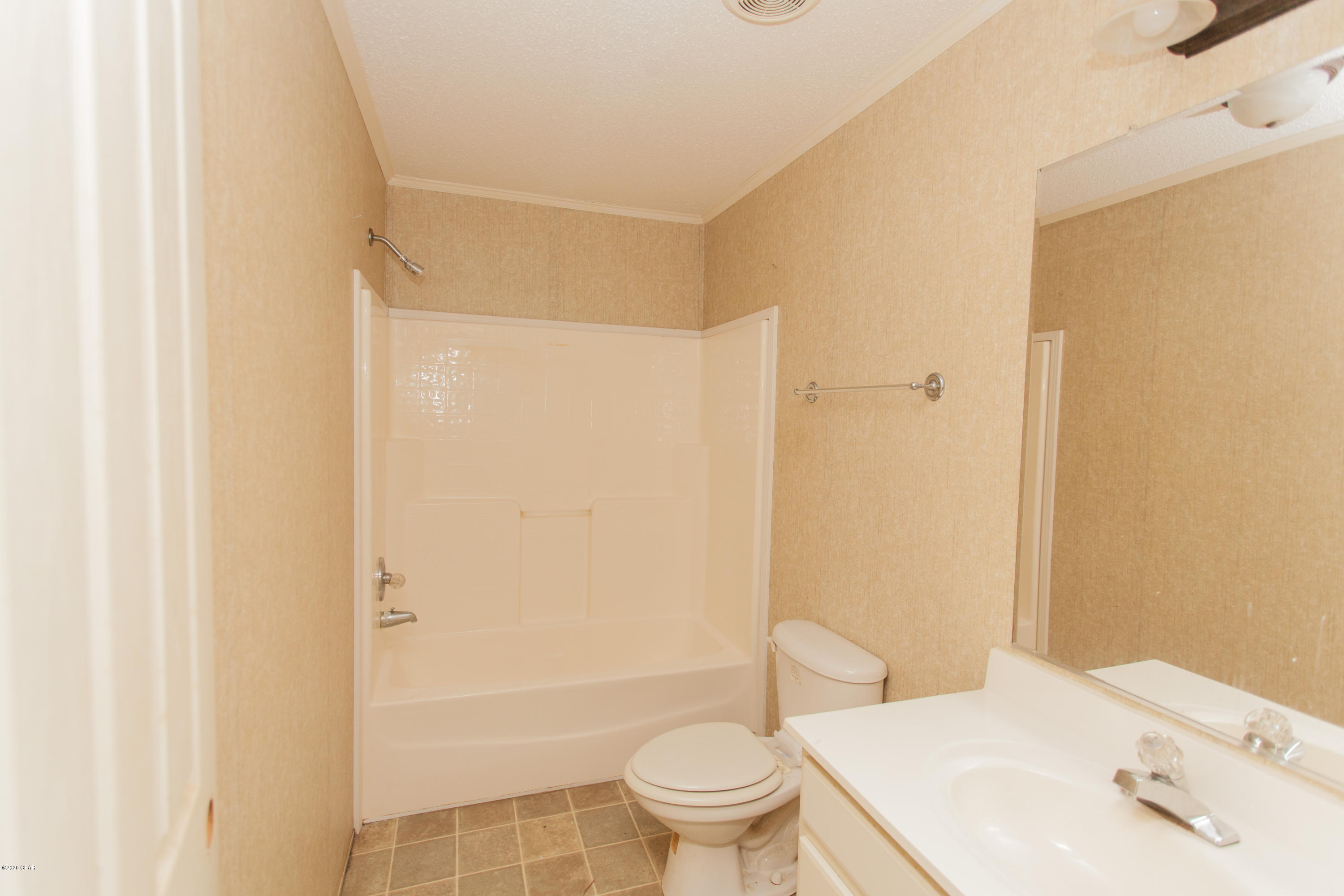 12938 Crystal Springs Road Fountain, FL 32438 - Photo 10 of 15 Gallery Image 10