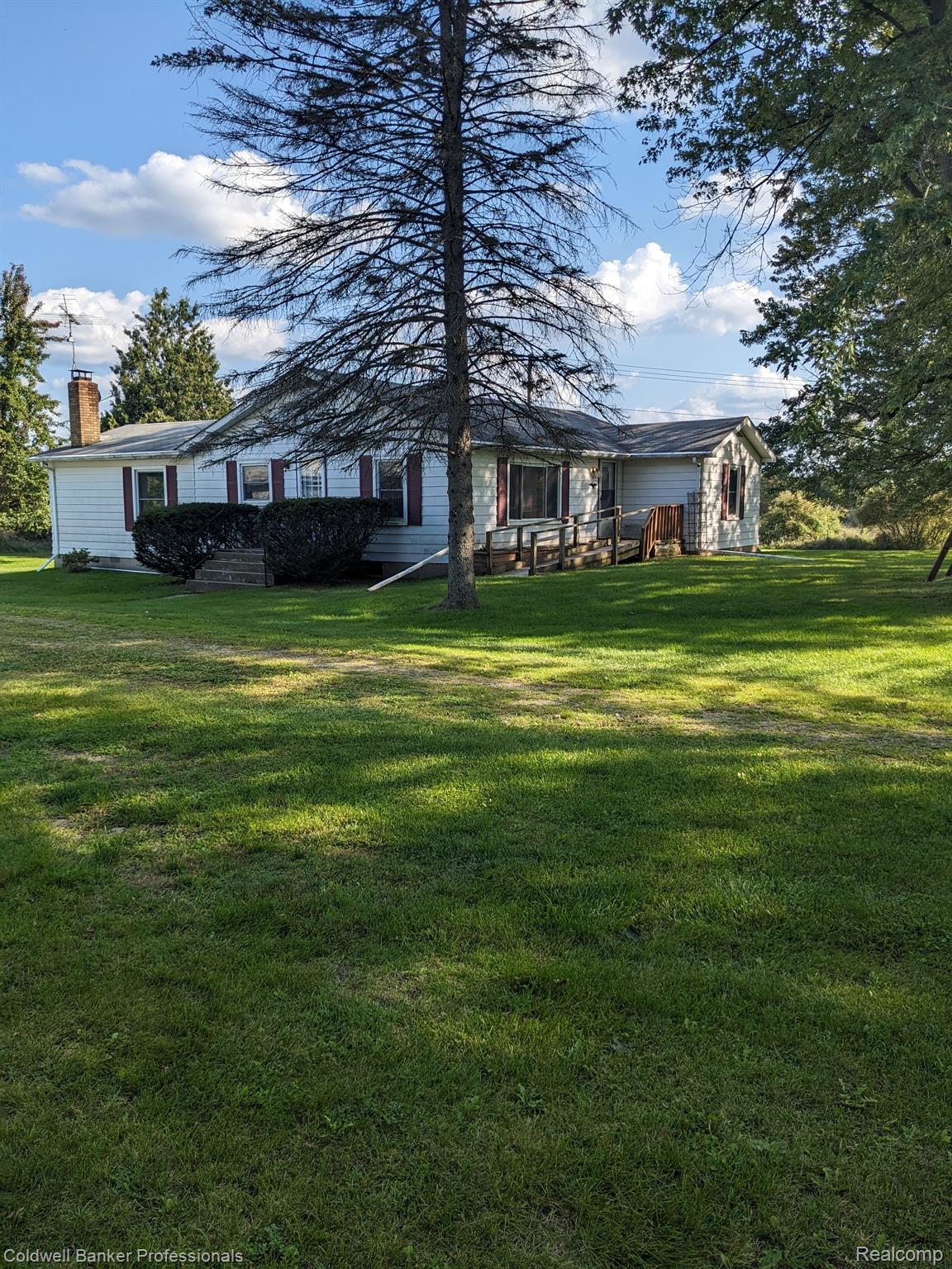 4362 Millis Road North Branch, MI 48461 - Photo 3 of 34 Gallery Image 3