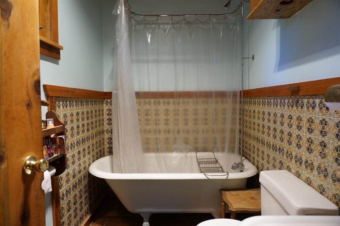 2834 South Old Stage Road Mount Shasta, CA 96067 - Photo 12 of 42 Gallery Image 12