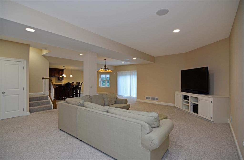 403 Fairview Road Pittsburgh, PA 15238 - Photo 18 of 25 Gallery Image 18