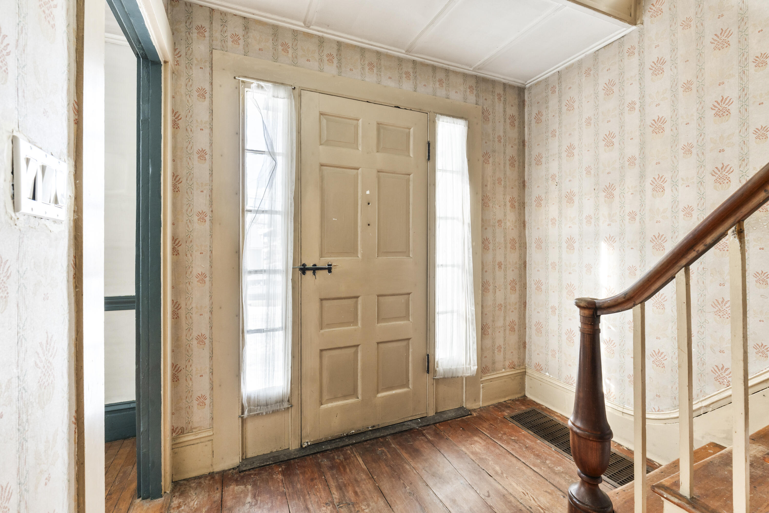 14 Berwick Road South Berwick, ME 03908 - Photo 2 of 86 14 Berwick Rd_110