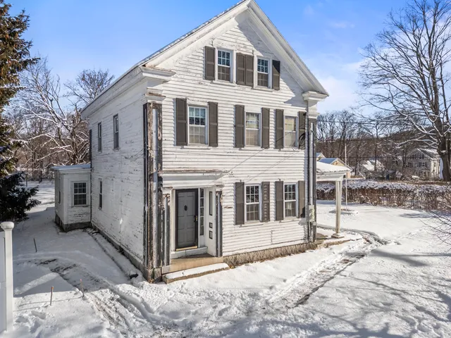 $425,000 | 14 Berwick Road, South Berwick, ME 03908