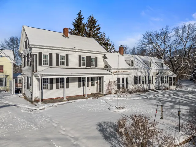 $425,000 | 14 Berwick Road, South Berwick, ME 03908