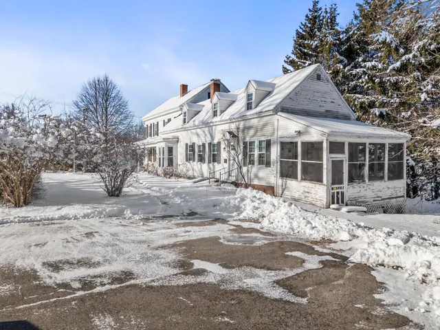 $425,000 | 14 Berwick Road, South Berwick, ME 03908