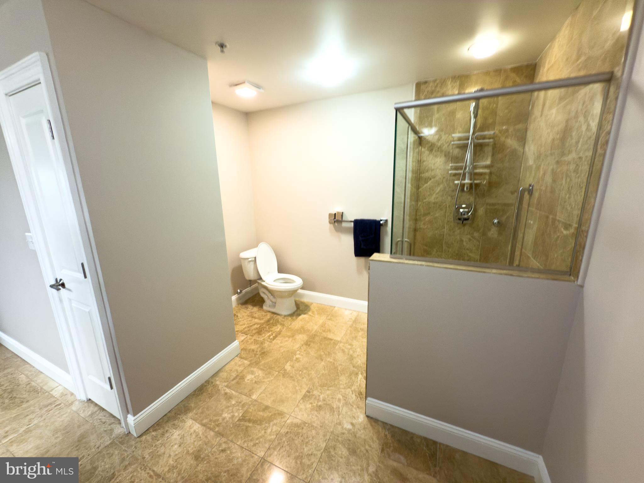 6301 Edsall Road, Unit 224 Alexandria, VA 22312 - Photo 38 of 81