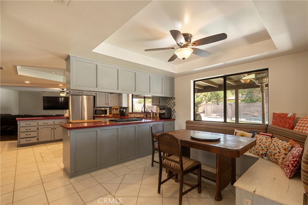 19954 Tinne Road Apple Valley, CA 92307 - Photo 18 of 54