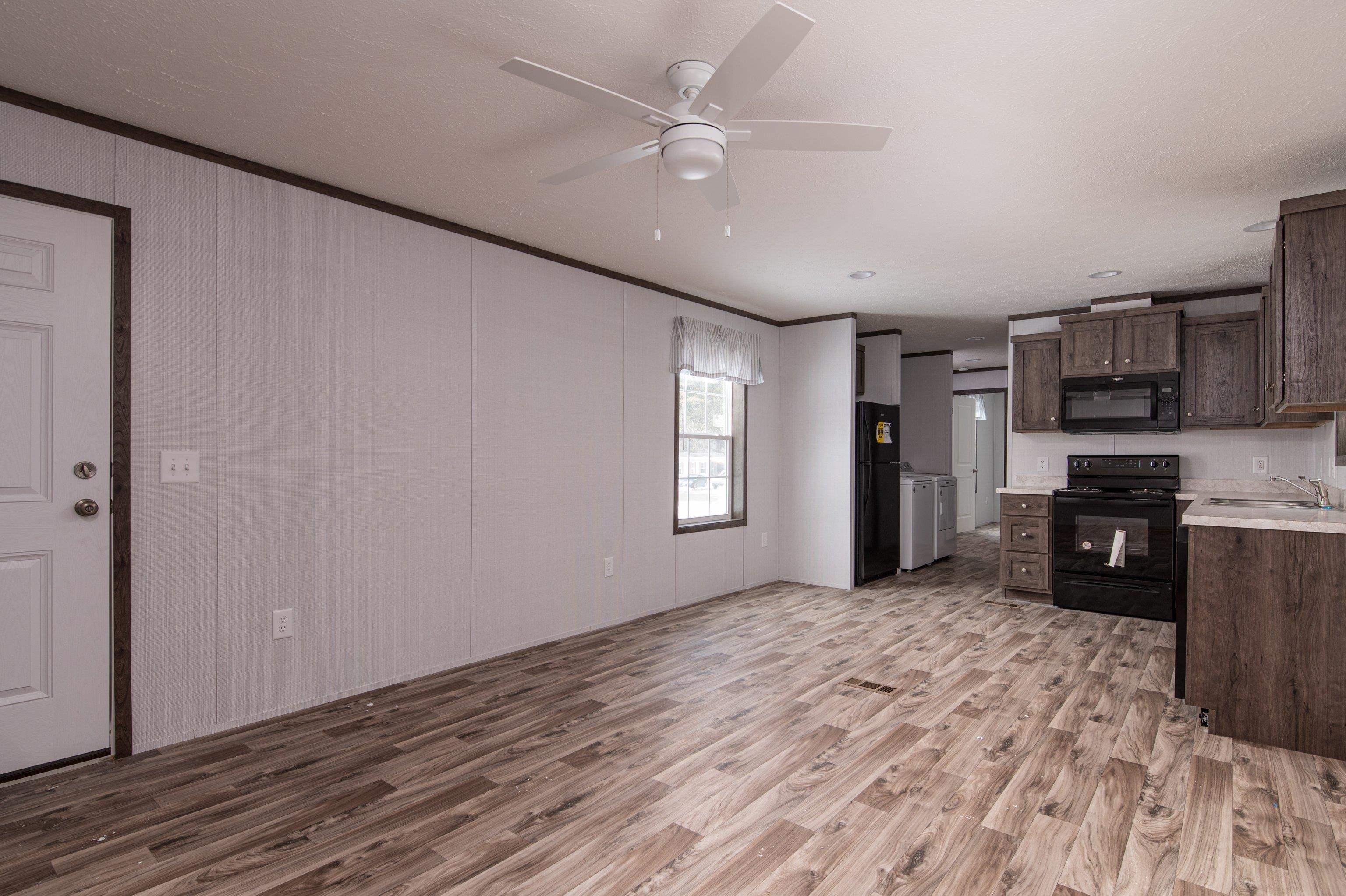 40 3rd Street, Unit 34 St. Johnsbury, VT 05819 - Photo 9 of 21