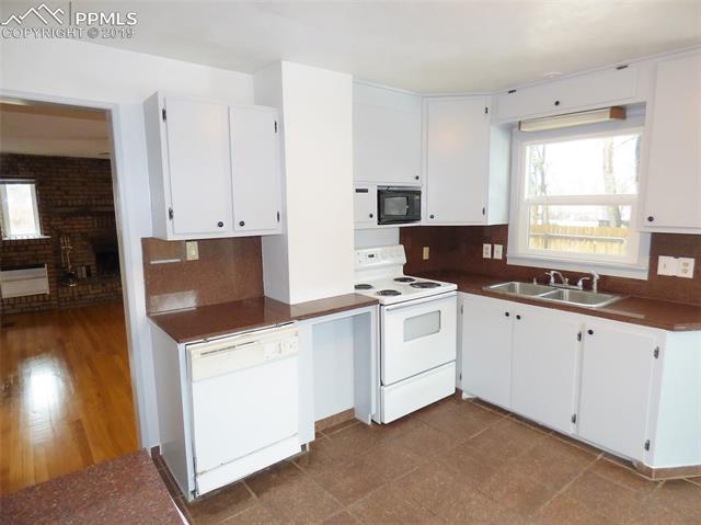 620 Prairie Road Colorado Springs, CO 80909 - Photo 14 of 19 Gallery Image 14