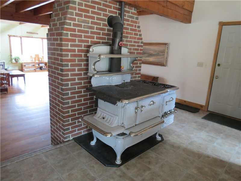 180 Ingraham Mountain Road Augusta, ME 04330 - Photo 31 of 34 Kitchen.