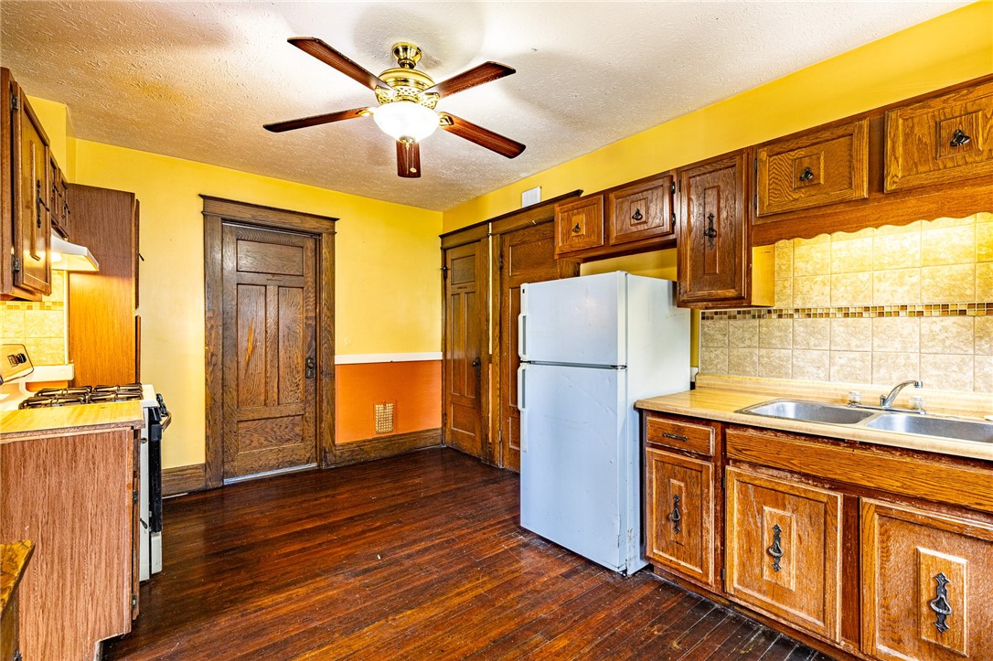 791 Norton Street Rochester, NY 14621 - Photo 37 of 46