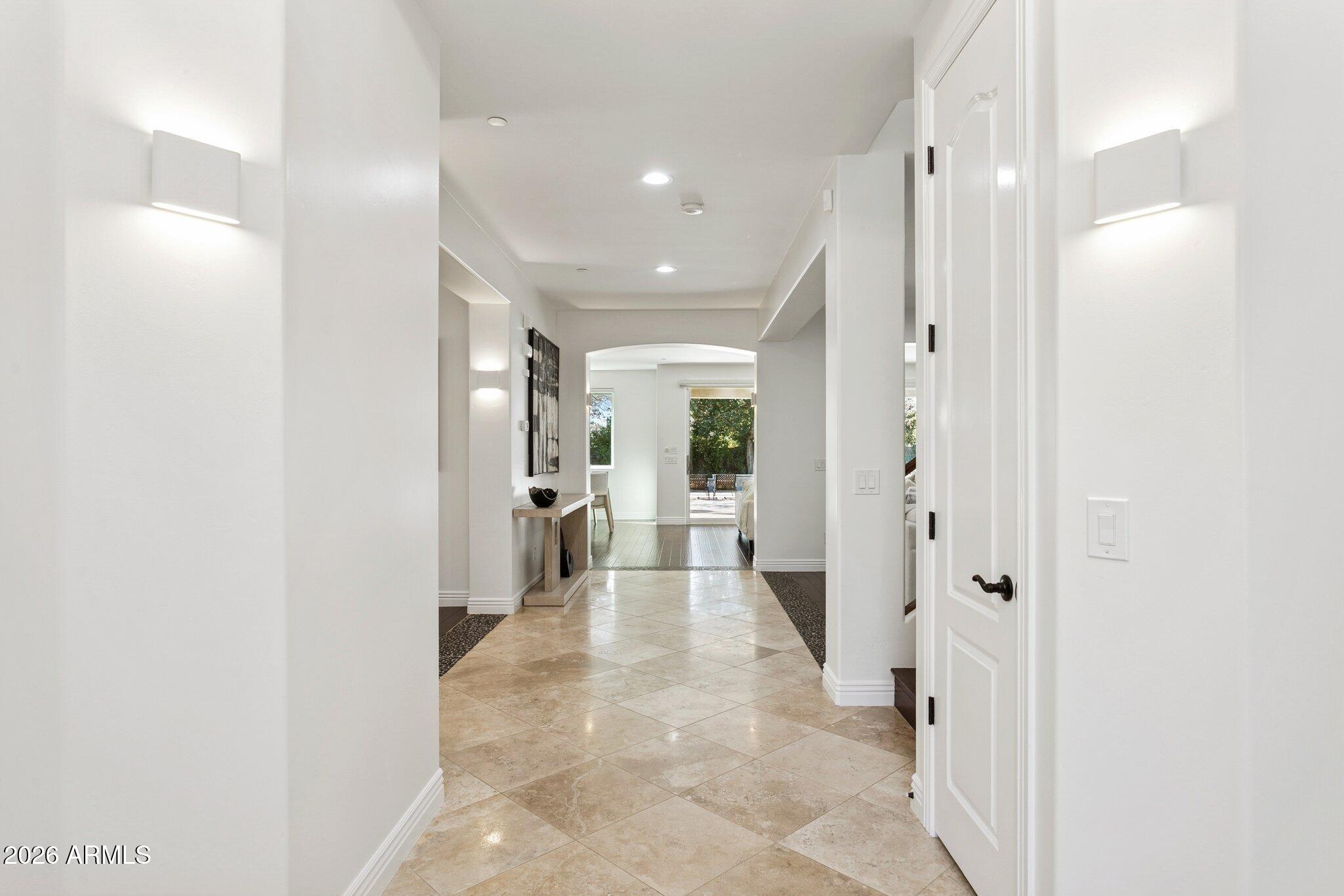 3346 North 34th Street Phoenix, AZ 85018 - Photo 9 of 92 Entrance Hall