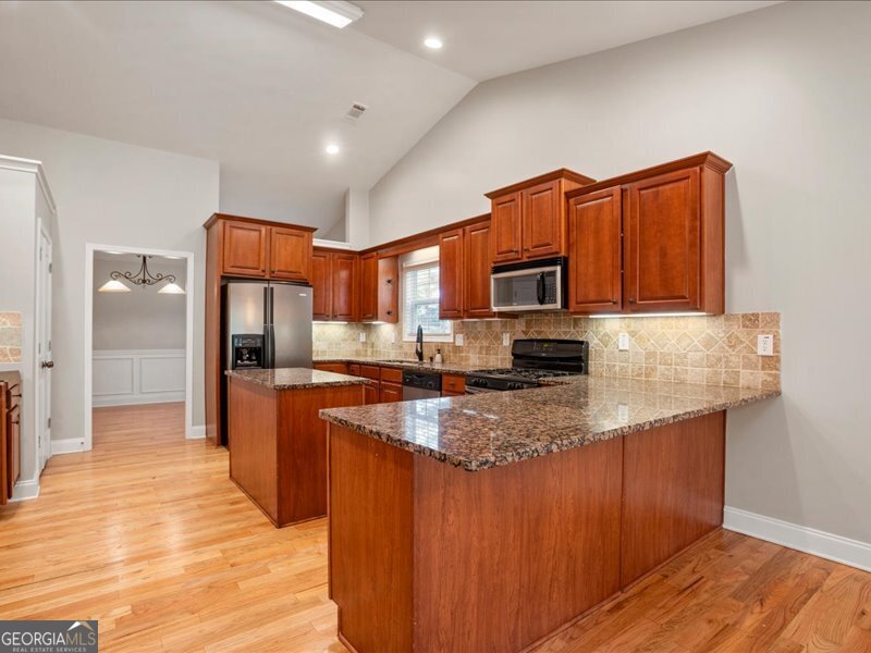 1406 Morgans Bluff Monroe, GA 30656 - Photo 15 of 80