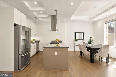 $669,000 | 220 P Street Northwest, Unit 3, Washington, DC 20001