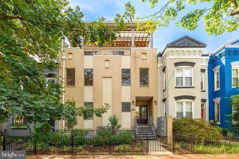 $669,000 | 220 P Street Northwest, Unit 3, Washington, DC 20001