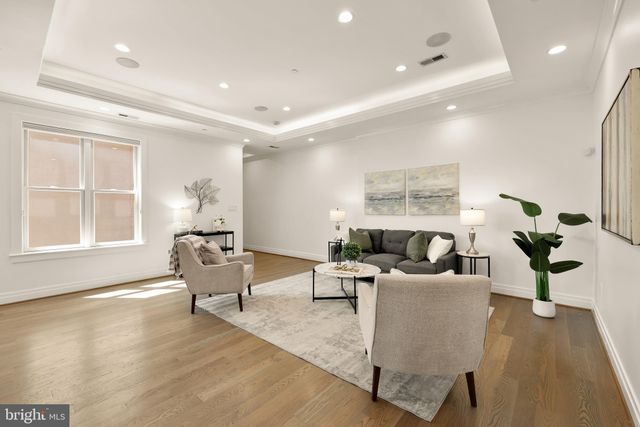 $669,000 | 220 P Street Northwest, Unit 3, Washington, DC 20001