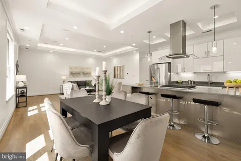 $669,000 | 220 P Street Northwest, Unit 3, Washington, DC 20001