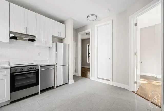$6,500 | 454 West 22nd Street, Unit 3C | Chelsea