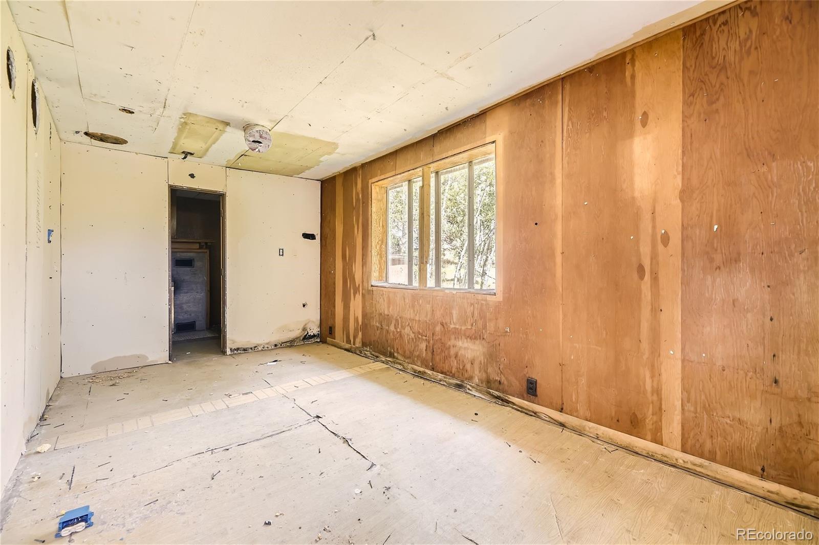 539 Neal Road Bailey, CO 80421 - Photo 19 of 26 a view of a bathroom with a shower