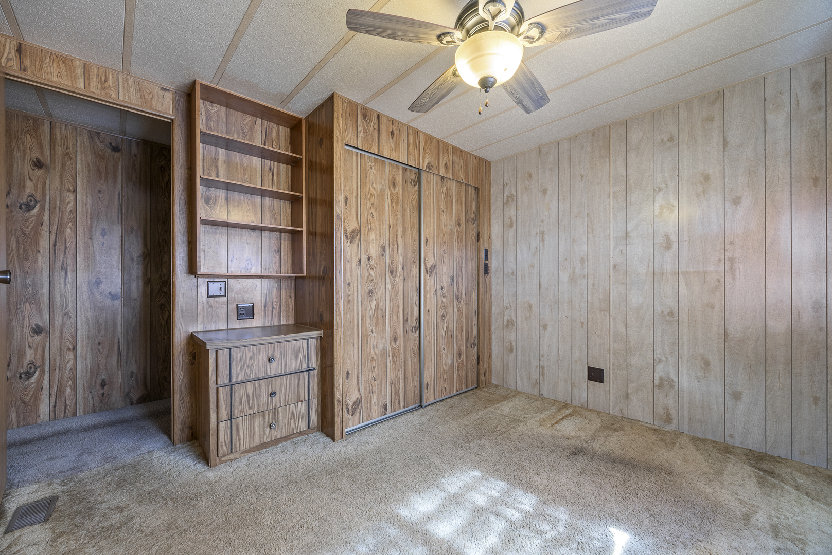 27W370 Geneva Road, Unit 19 Winfield, IL 60190 - Photo 9 of 11