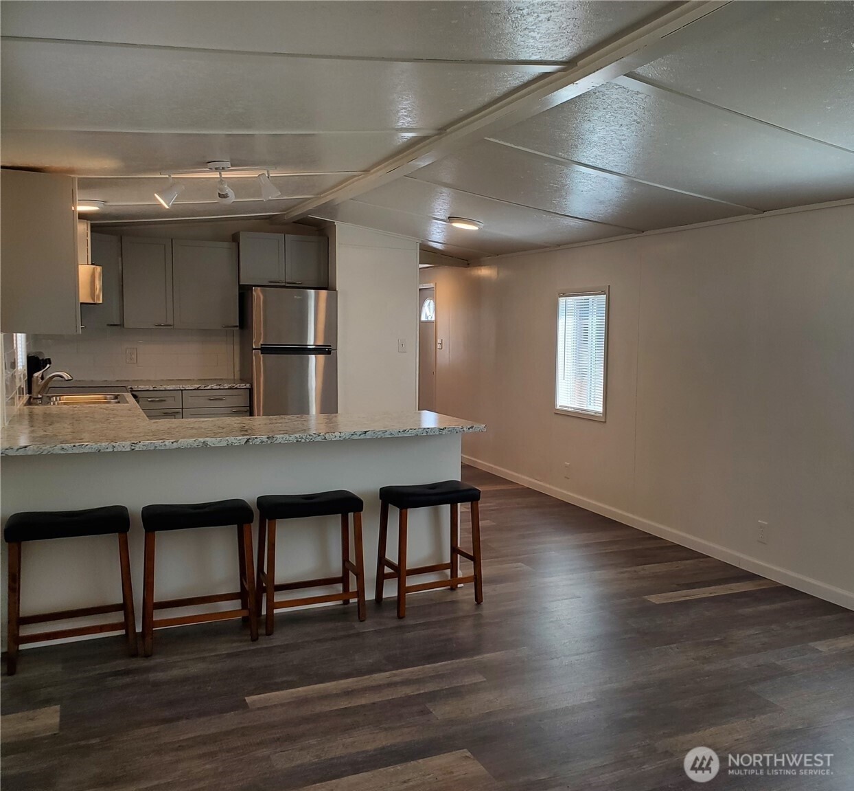 3500 Dyes Inlet Road Northwest Bremerton, WA 98312 - Photo 3 of 15 Gallery Image 3