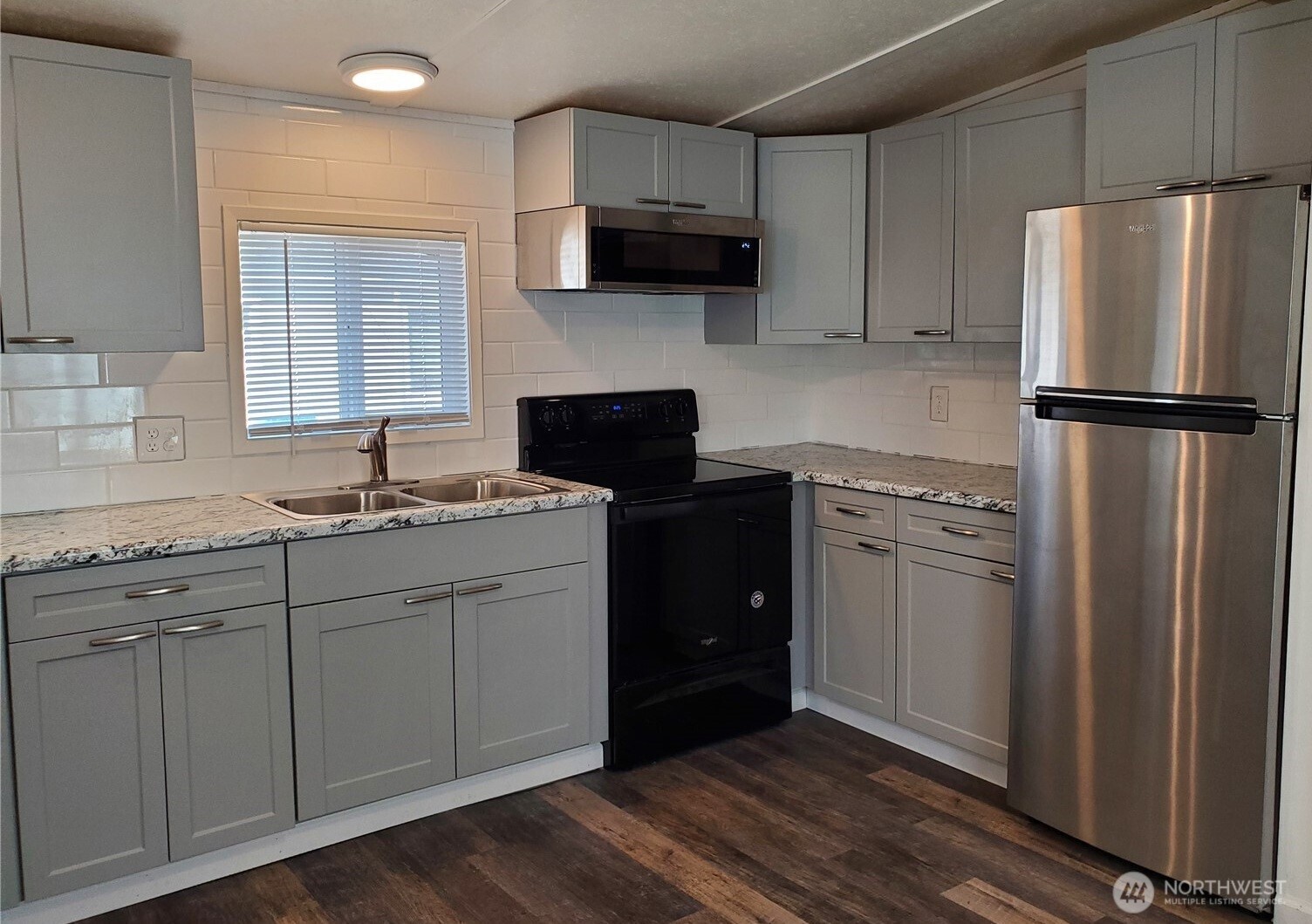 3500 Dyes Inlet Road Northwest Bremerton, WA 98312 - Photo 4 of 15 Gallery Image 4