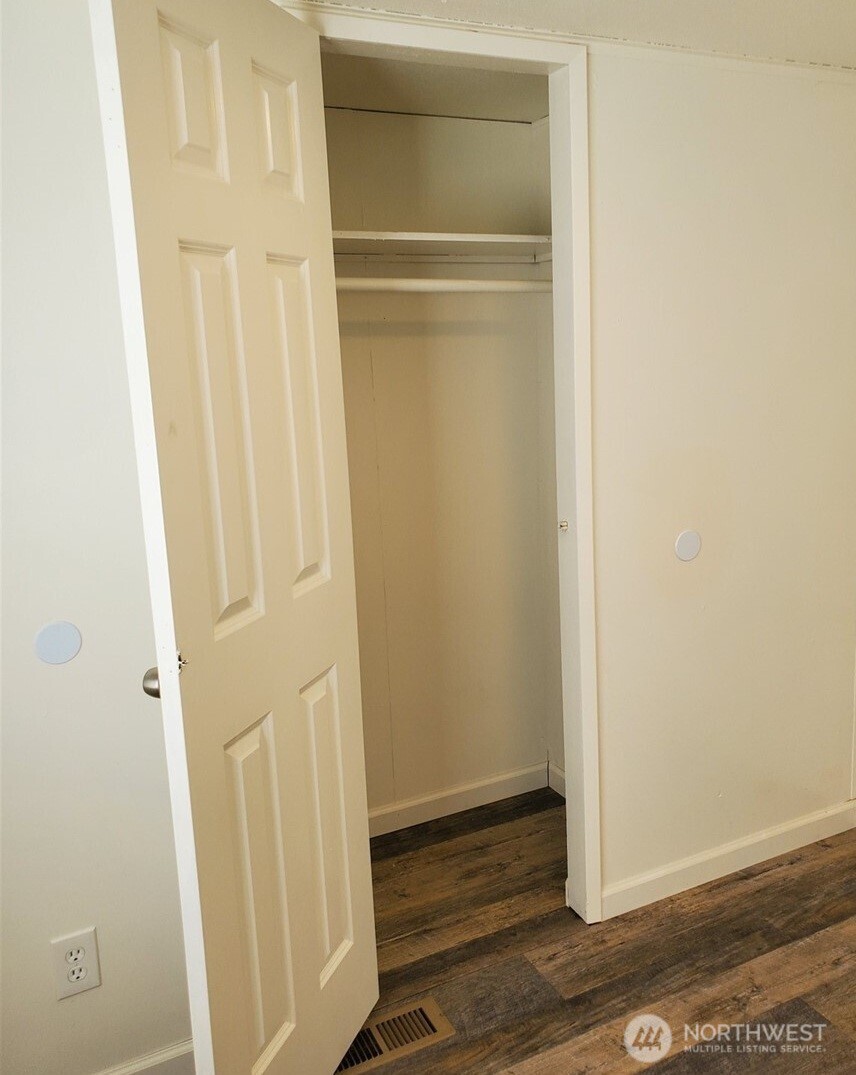 3500 Dyes Inlet Road Northwest Bremerton, WA 98312 - Photo 10 of 15 Gallery Image 10