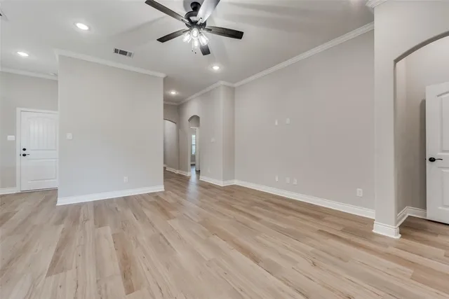 $1,895 | 808 Hardaway Lane, Greenville, TX 75402