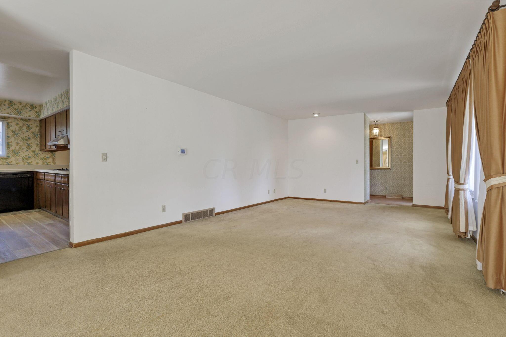 1013 Brice Road Columbus, OH 43213 - Photo 5 of 61 Front Living Room
