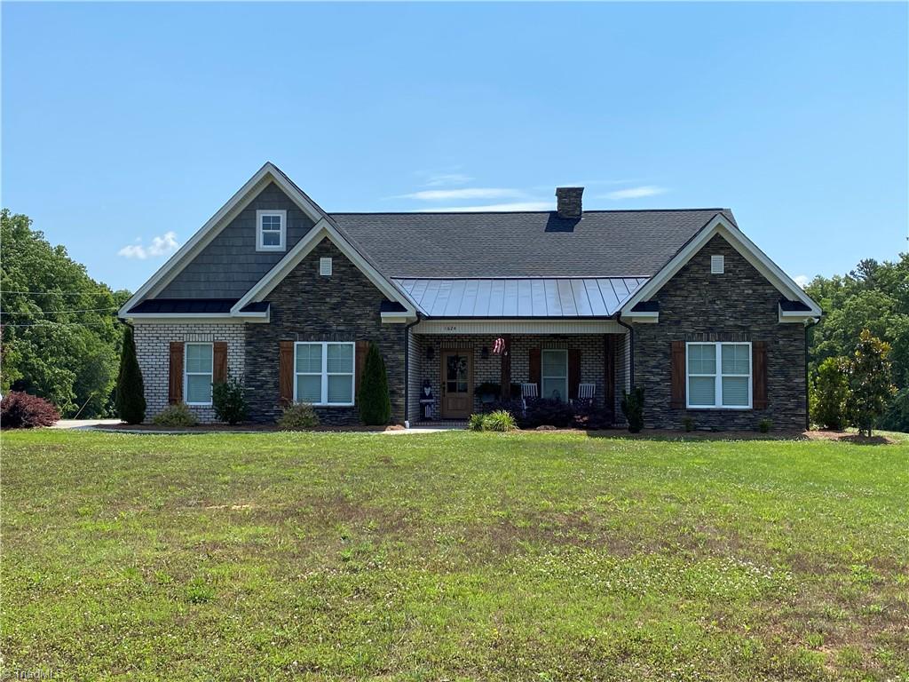 1624 Bradley Road Pinnacle, NC 27043 - Photo 1 of 18