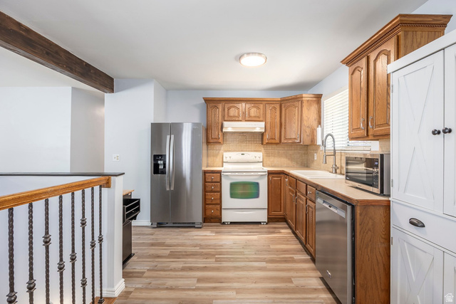 10574 South Crocus Street Sandy, UT 84094 - Photo 5 of 29