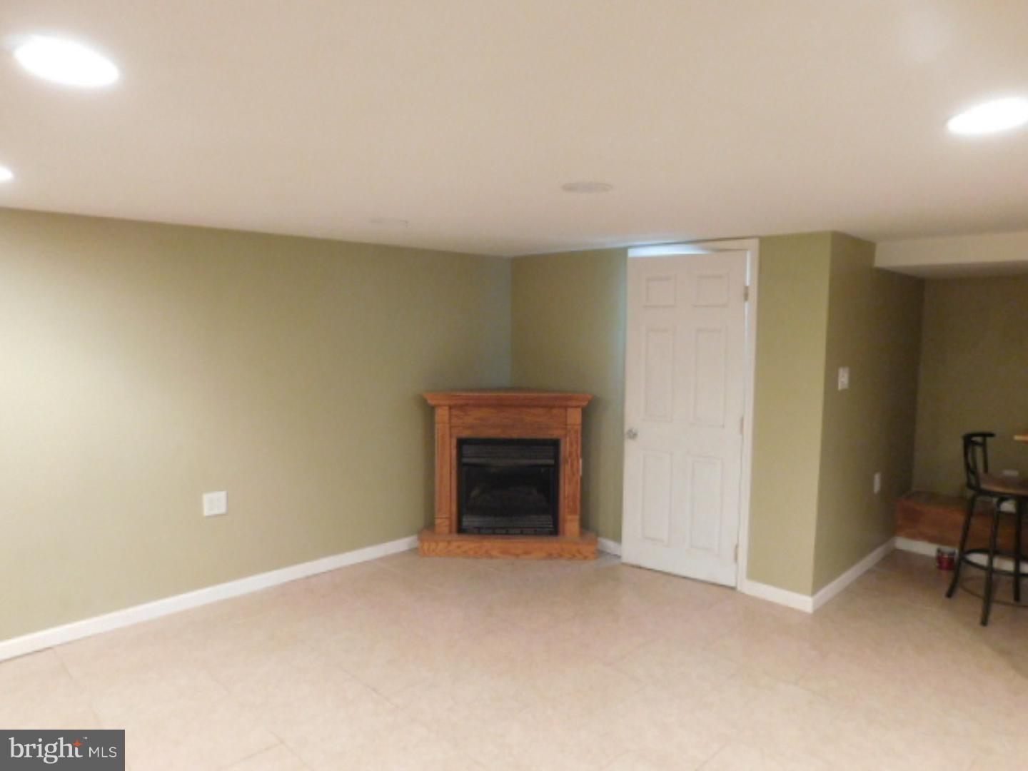 2447 Woodland Road Abington, PA 19001 - Photo 6 of 24 a view of empty room