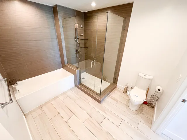 $3,100 | 1 South Palmway, Unit 202, Lake Worth Beach, FL 33460