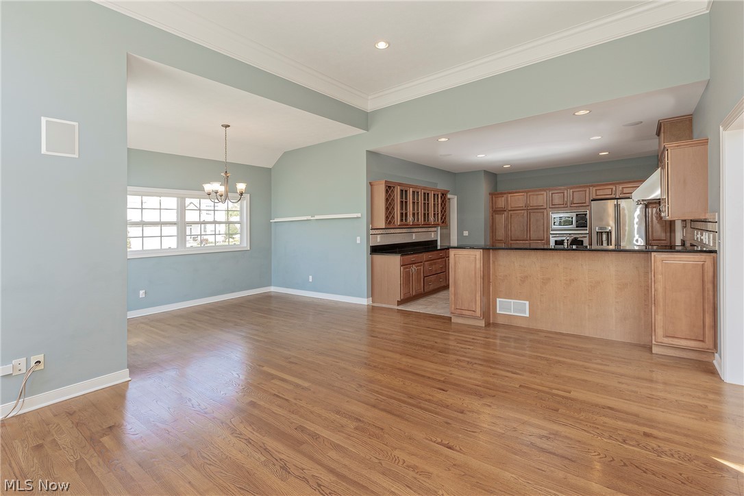 180 Burwick Road Cleveland, OH 44143 - Photo 14 of 35 Gallery Image 14